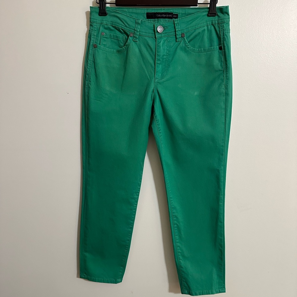 Calvin Klein Jeans Bright Green Skinny Crop Cotton Jeans, Size 29/8
